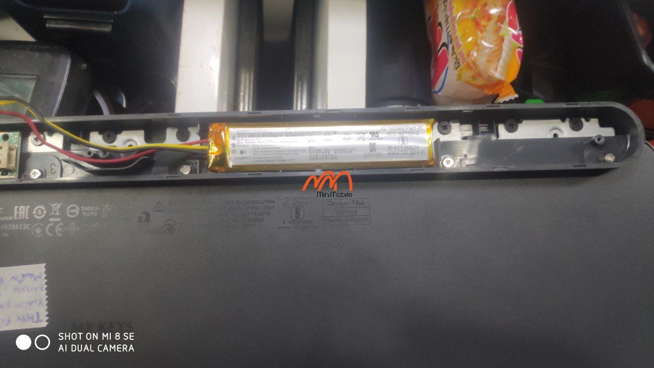 Thay Pin Bàn Phím Logitech MX KEYS YR0073
