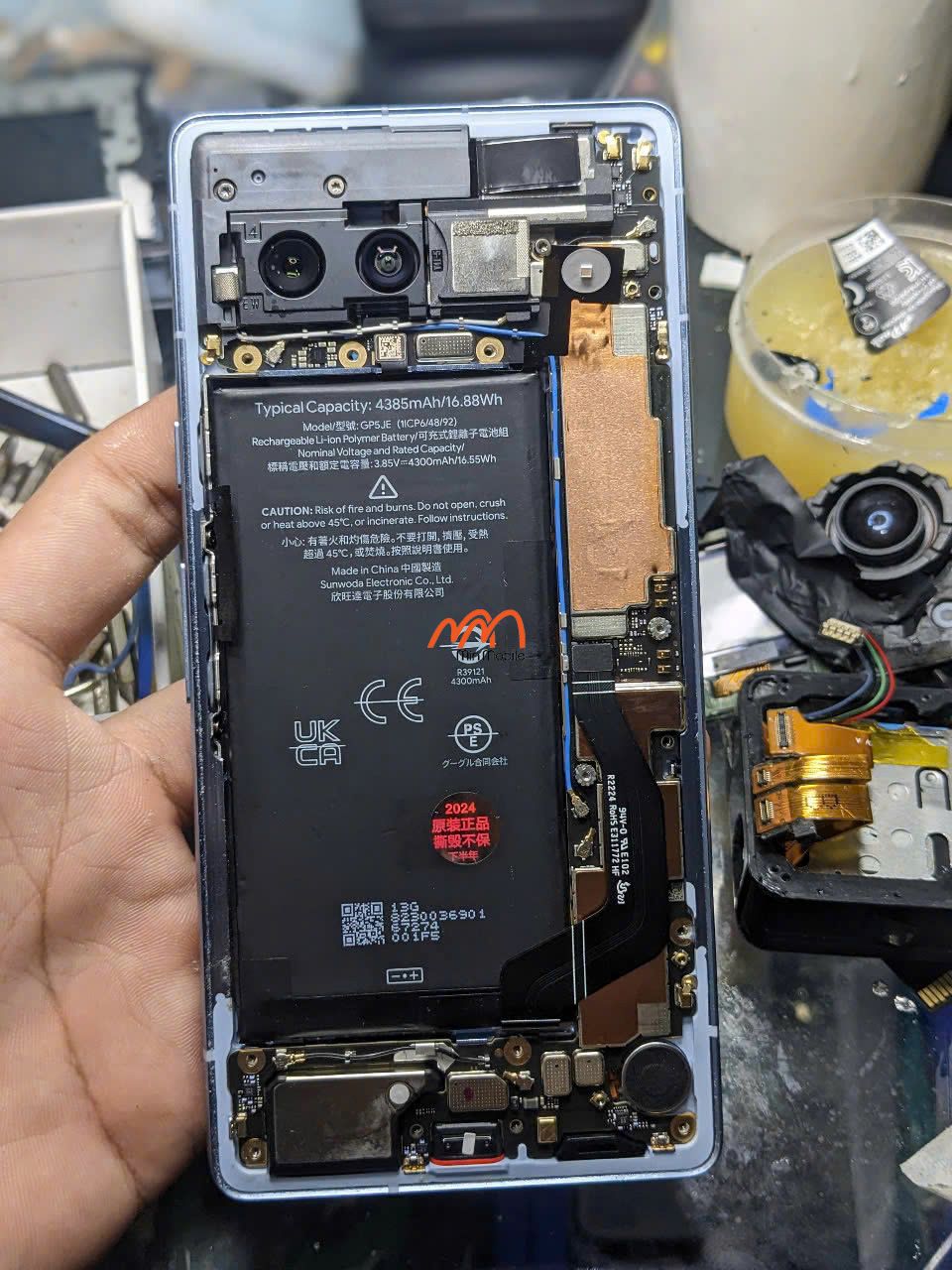 Thay Pin Google Pixel 7a