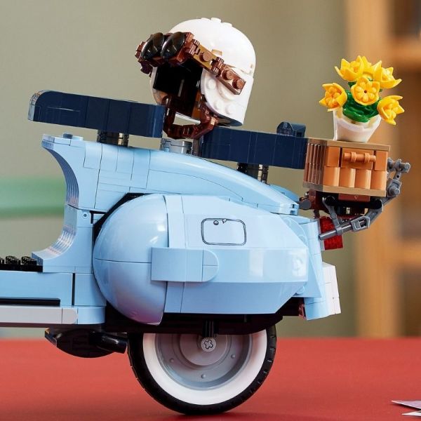 Đồ Chơi LEGO ADULTS 10298 Xe Vespa Cổ