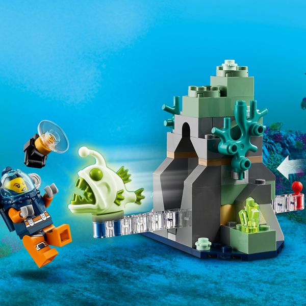 Đồ Chơi LEGO CITY Tàu Ngầm Thám Hiểm Đại Dương  60264