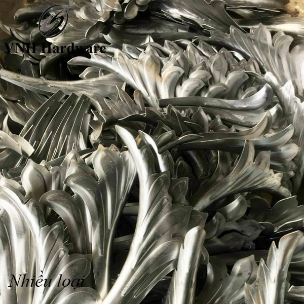 Gia công đúc gang hoa văn lan can cầu thang Vinahardware VNH53105-VNH53105