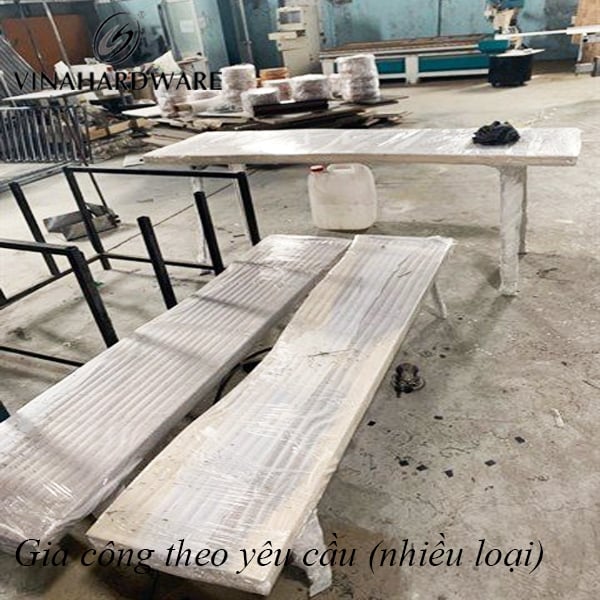 Ghế gỗ dài Vinahardware, kích thước 1800x385x370, gỗ dày 5cm, VNH1830405