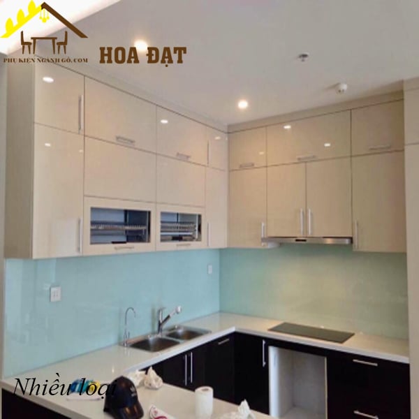 Kính cường lực ốp bếp dày 8mm, 378x700mm màu xanh dương SV020 KCL378700-KCL378700