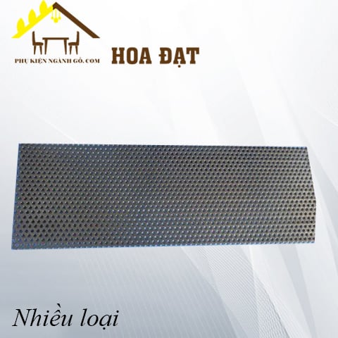 Lưới sắt đục lỗ Vinahardware loại 3mm, 305x104x0,5mm, GR0112