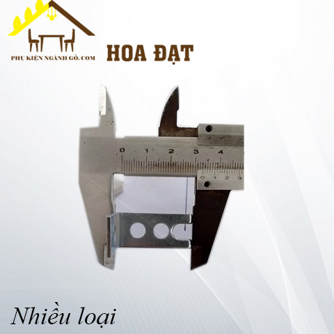 Pat ( Bas) ke vuông nhỏ Vinahardware có nắp đậy màu trắng BV859431Z3