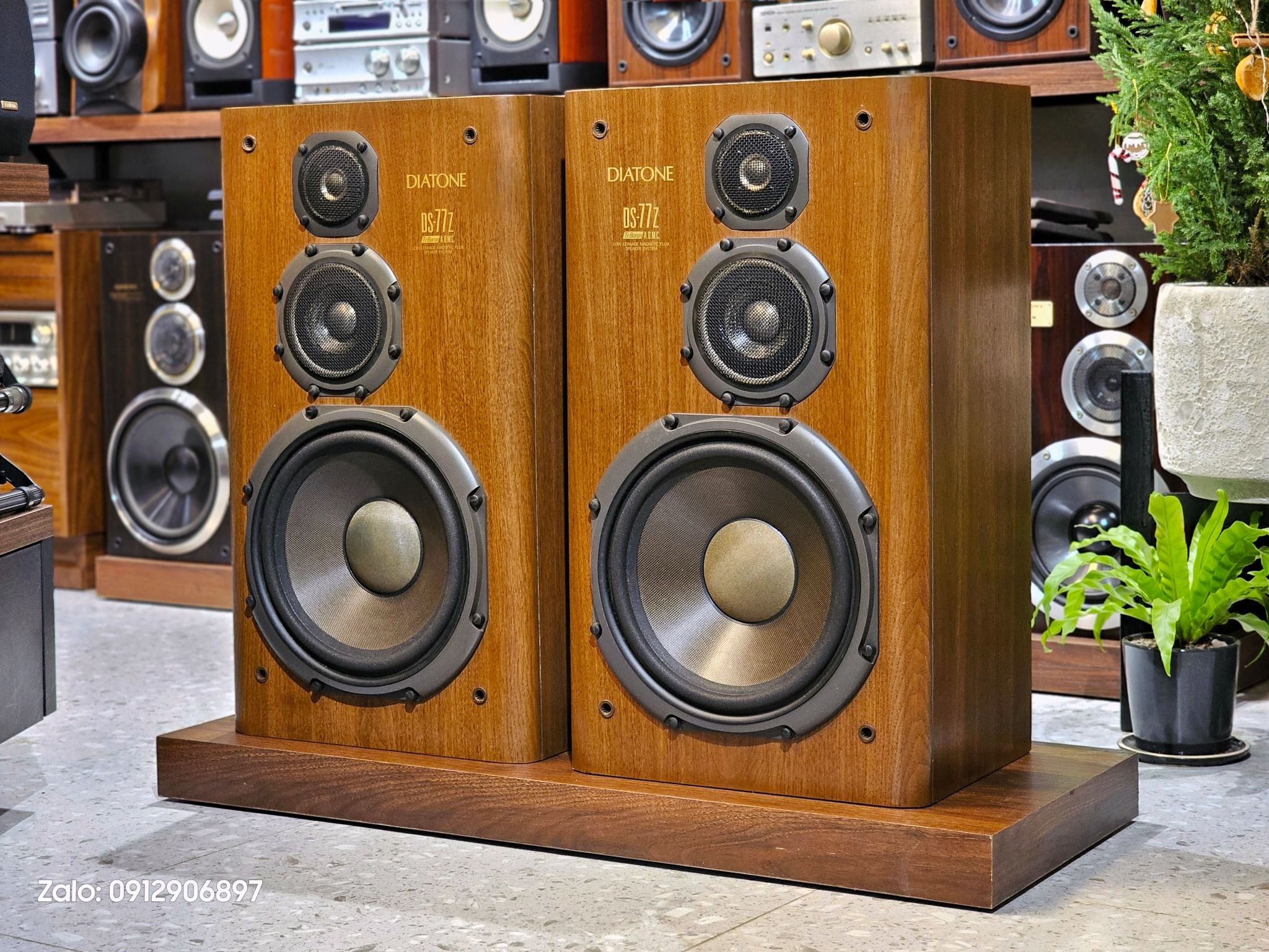 LOA NHẬT: DIATONE DS 77Z (BASS 32) ĐẸP NHƯ MỚI