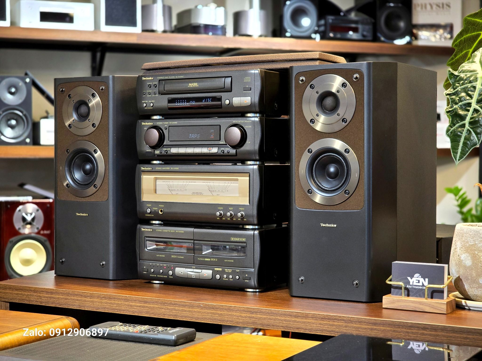 DÀN TRUNG: TECHNICS CA1060 ĐÈN VẨY KIM HIẾM CÓ