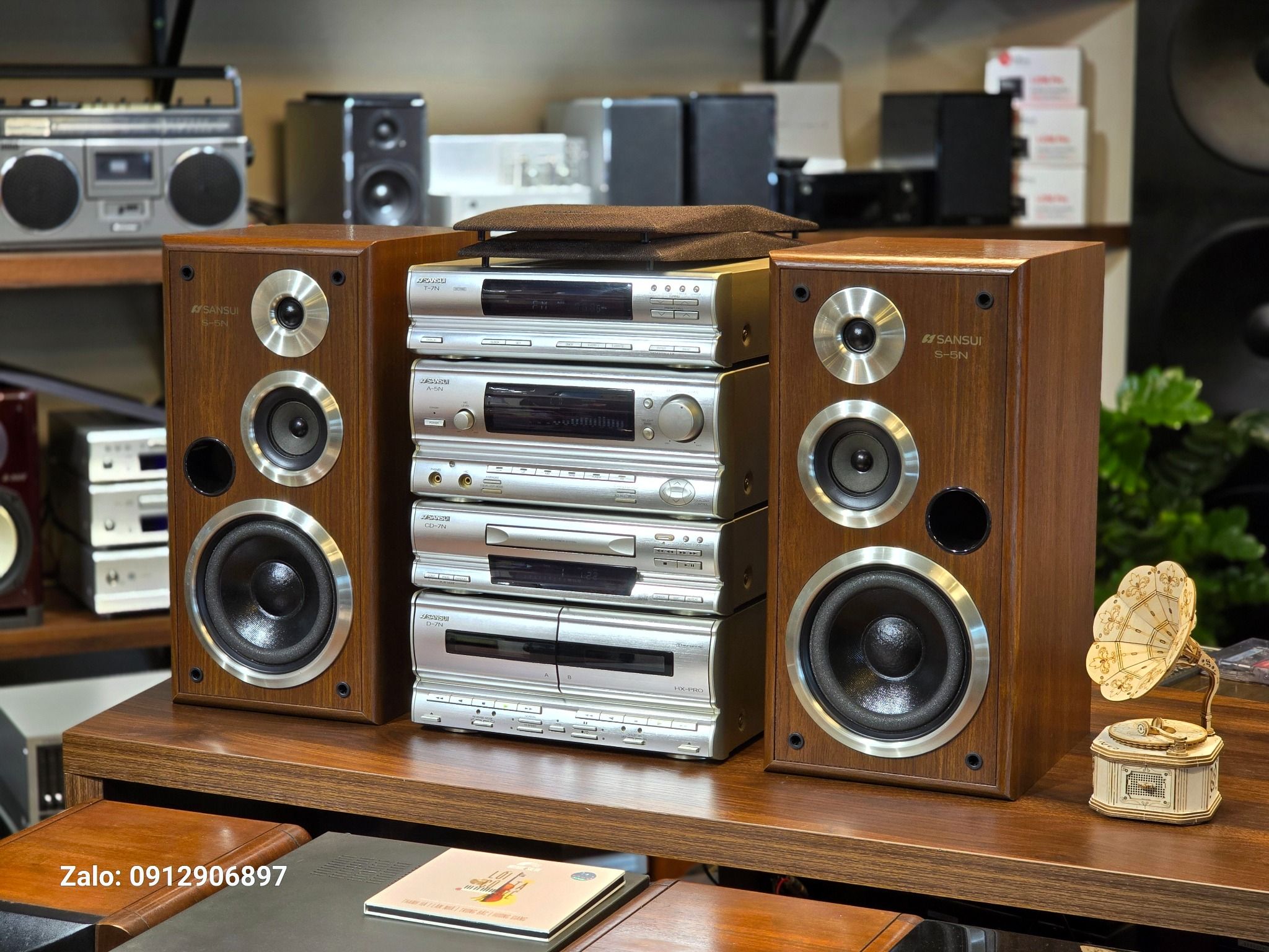 DÀN TRUNG: SANSUI 5N NGỌT NGÀO VÀ HOÀI NIỆM