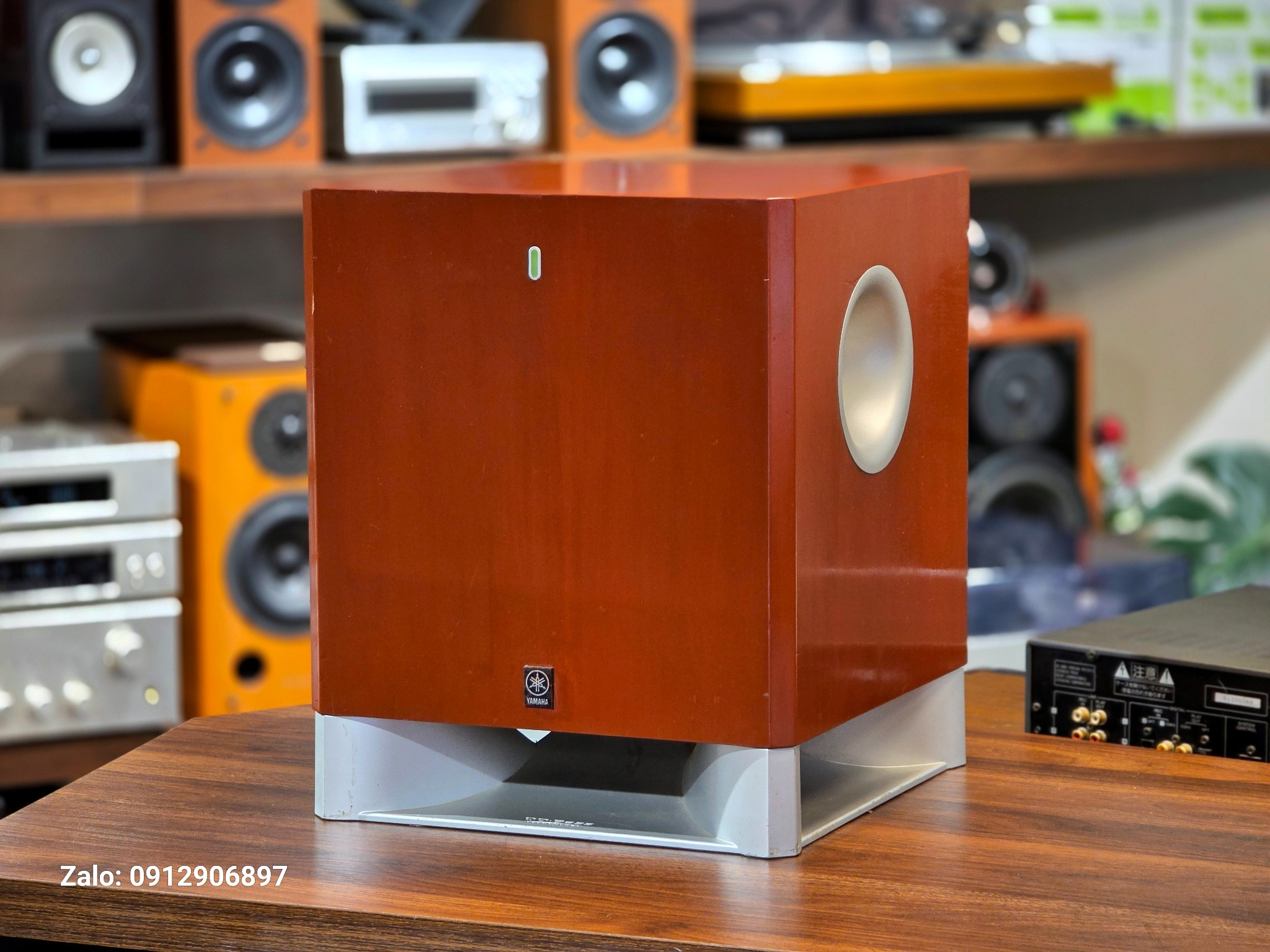 Loa sub Nhật YAMAHA YST SW325 hàng vip của hãng, gầm như cọp con