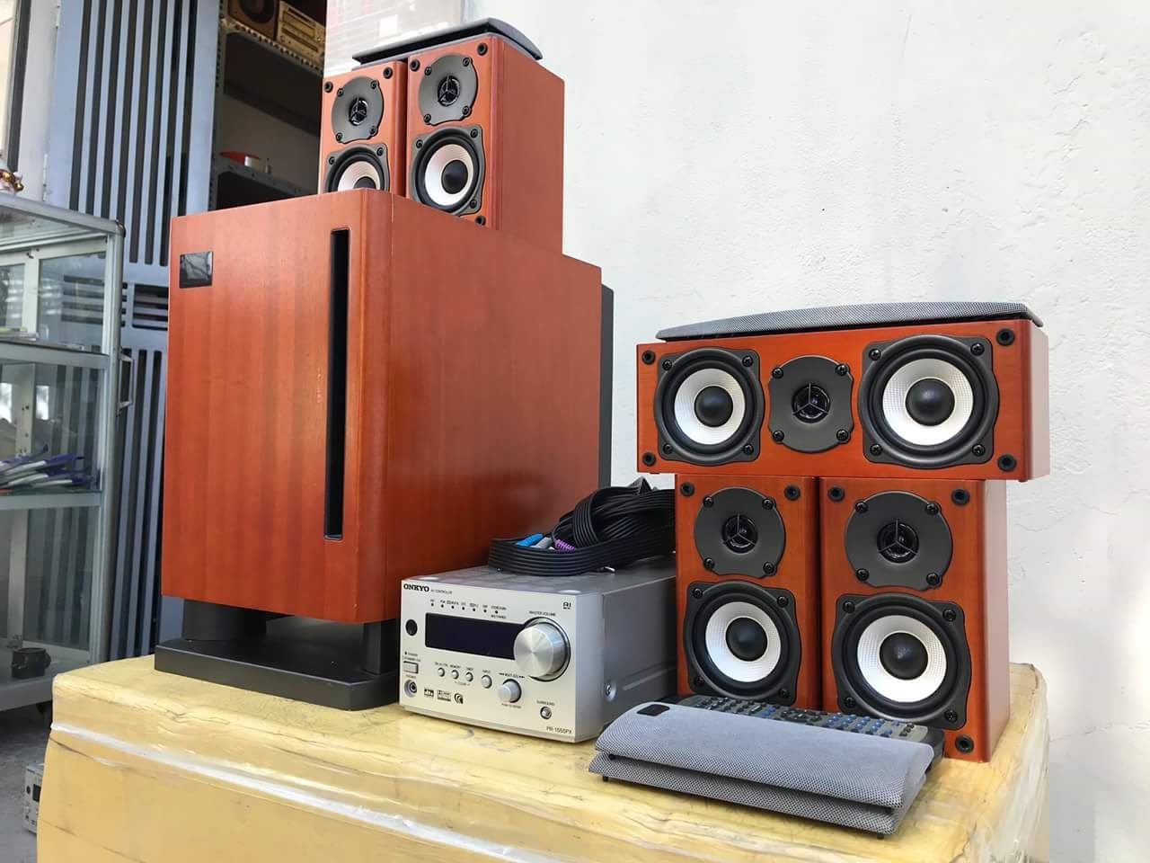 4. Giá cả và địa điểm mua loa 5.1 Nhật Bãi