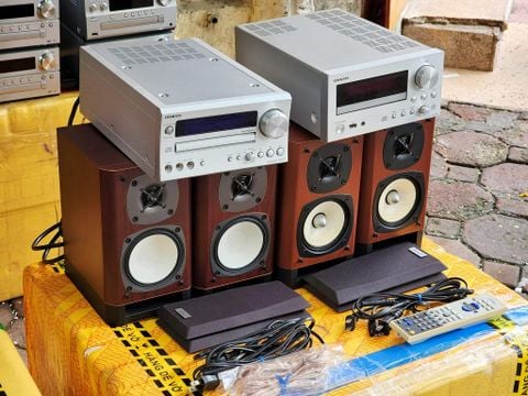  DÀN MINI ONKYO SO TÀI: ONKYO CR D2 VÀ CR 555 