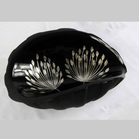  Lacquer bowl 