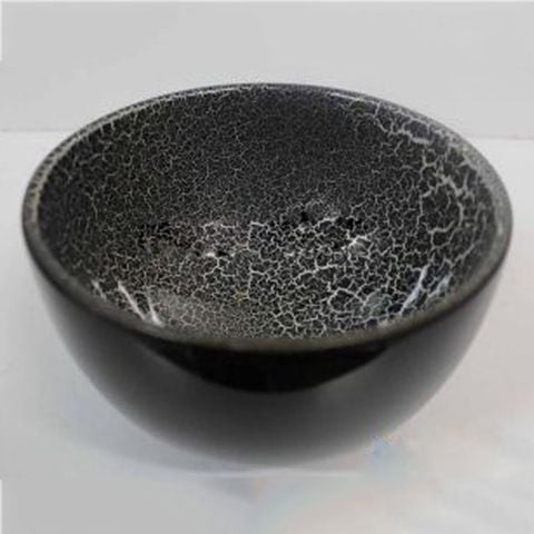  Lacquer bowl 