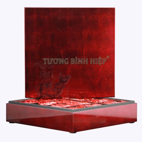  hộp đựng trà sơn mài dán bạc nhuộm màu đỏ Ruby 