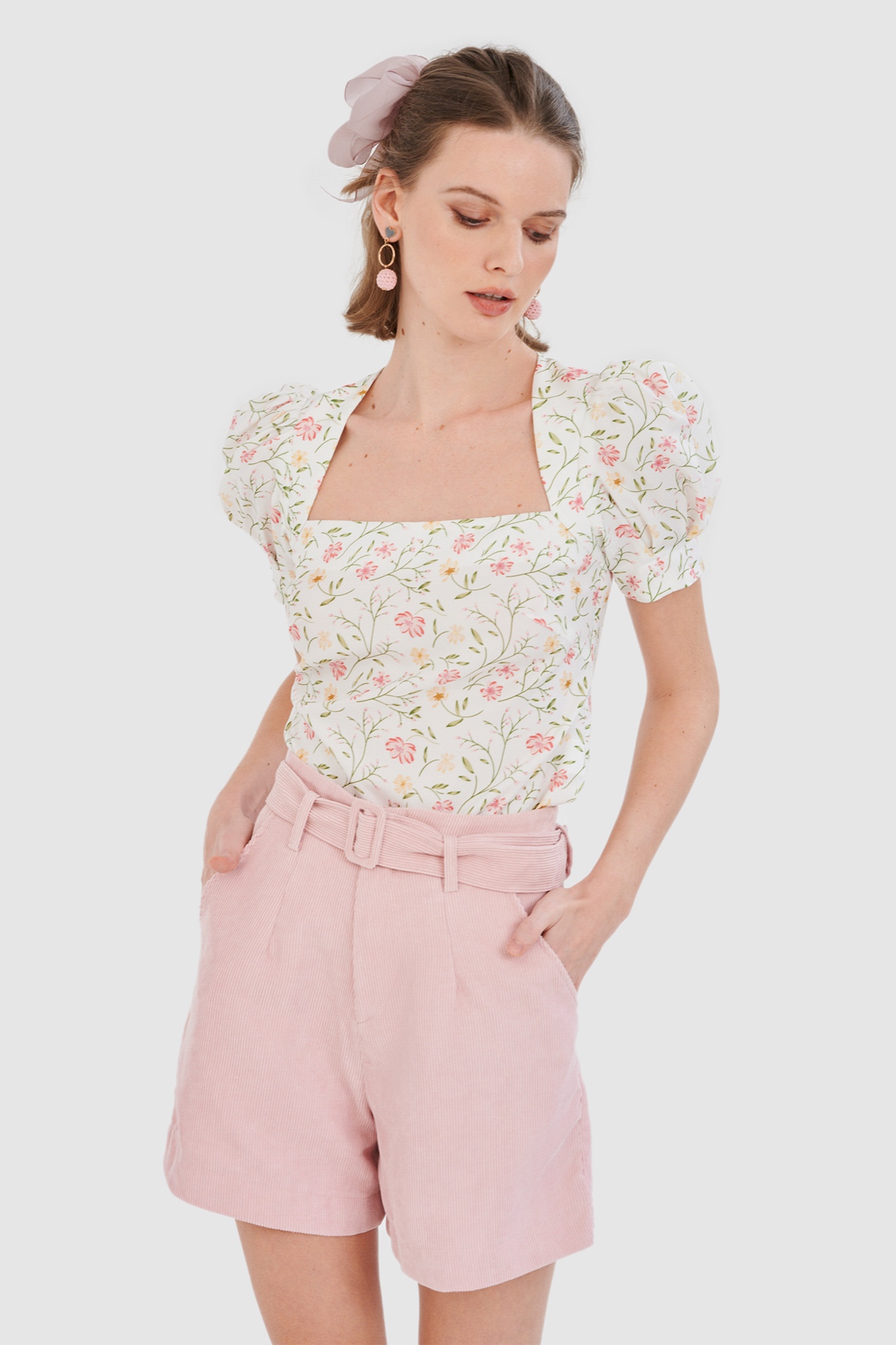 Áo crop nhấn tay lồng đèn