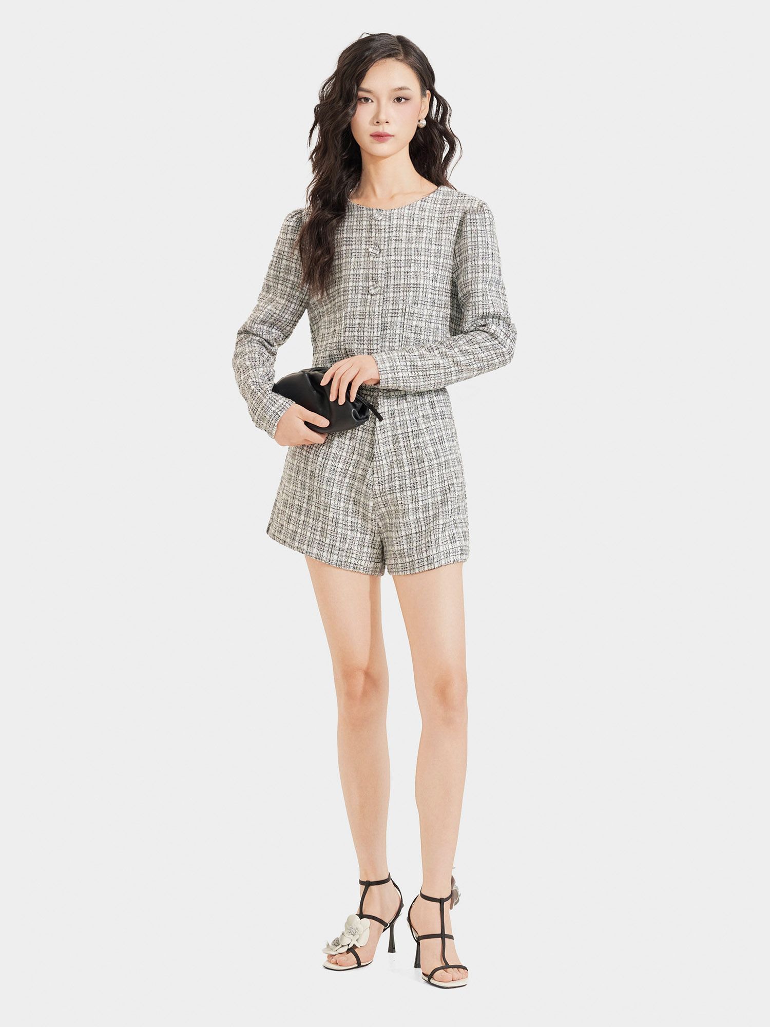  Áo khoác vải tweed cổ tròn cài nút bọc 