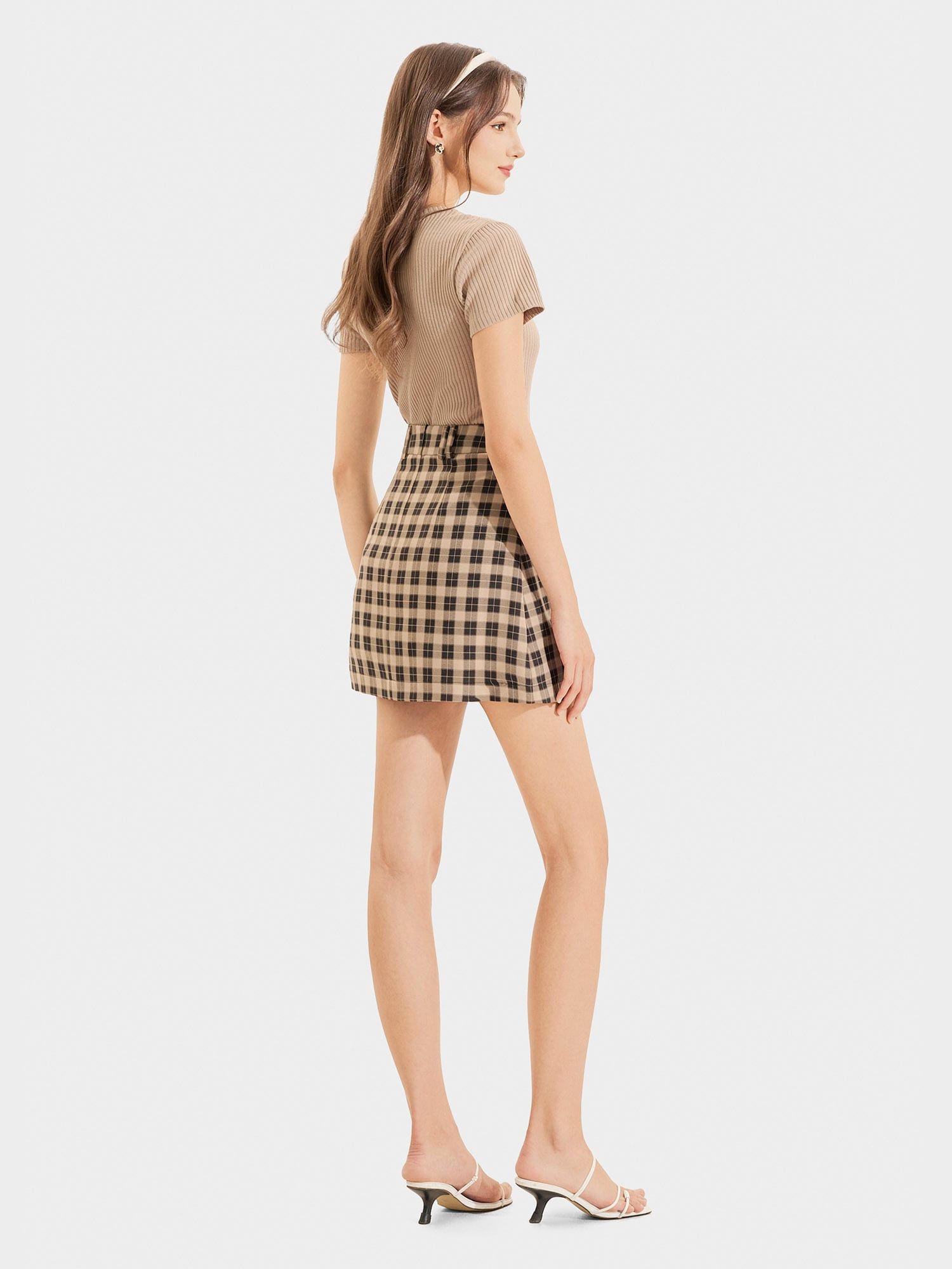  Váy mini caro form A, nắp túi đính nút 