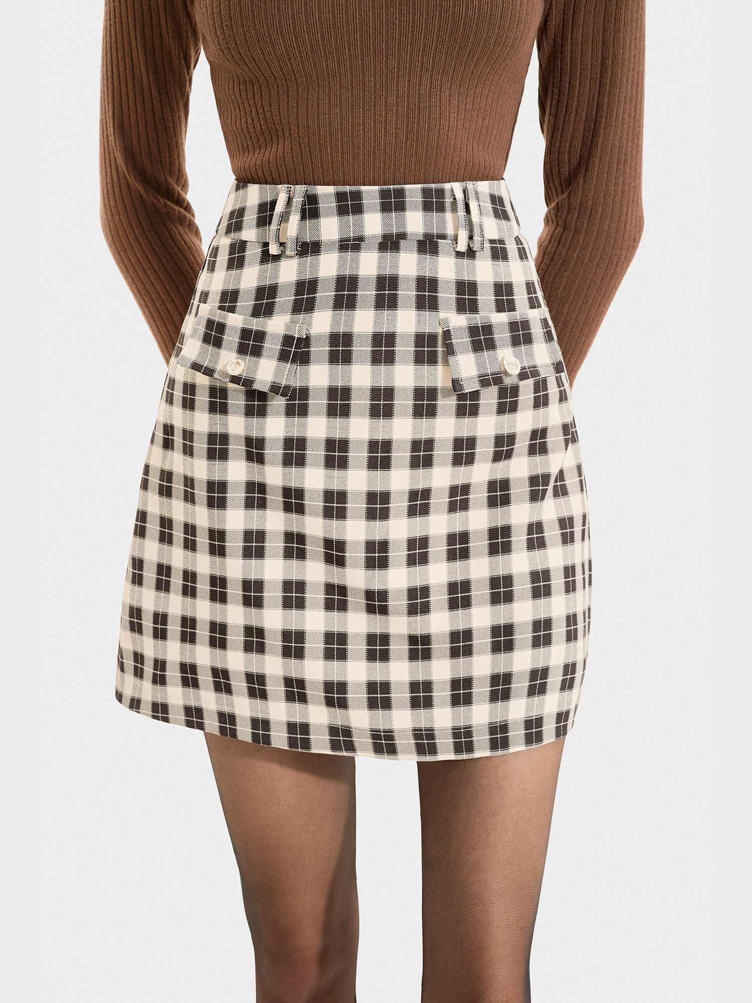  Váy mini caro form A, nắp túi đính nút 