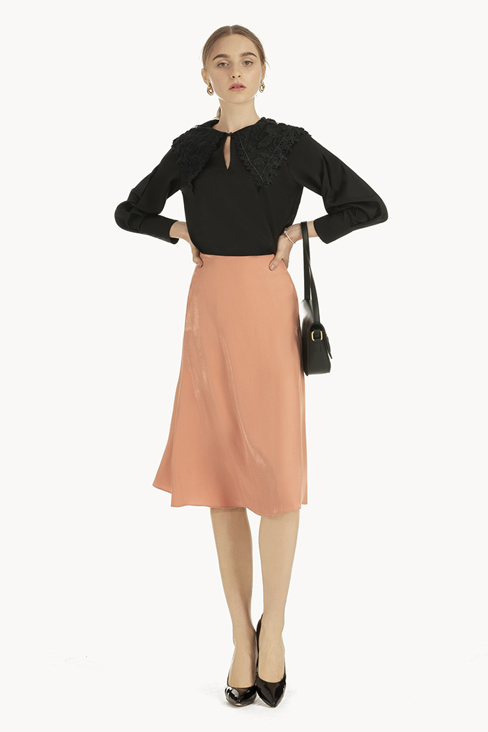 Váy midi xoè nhẹ