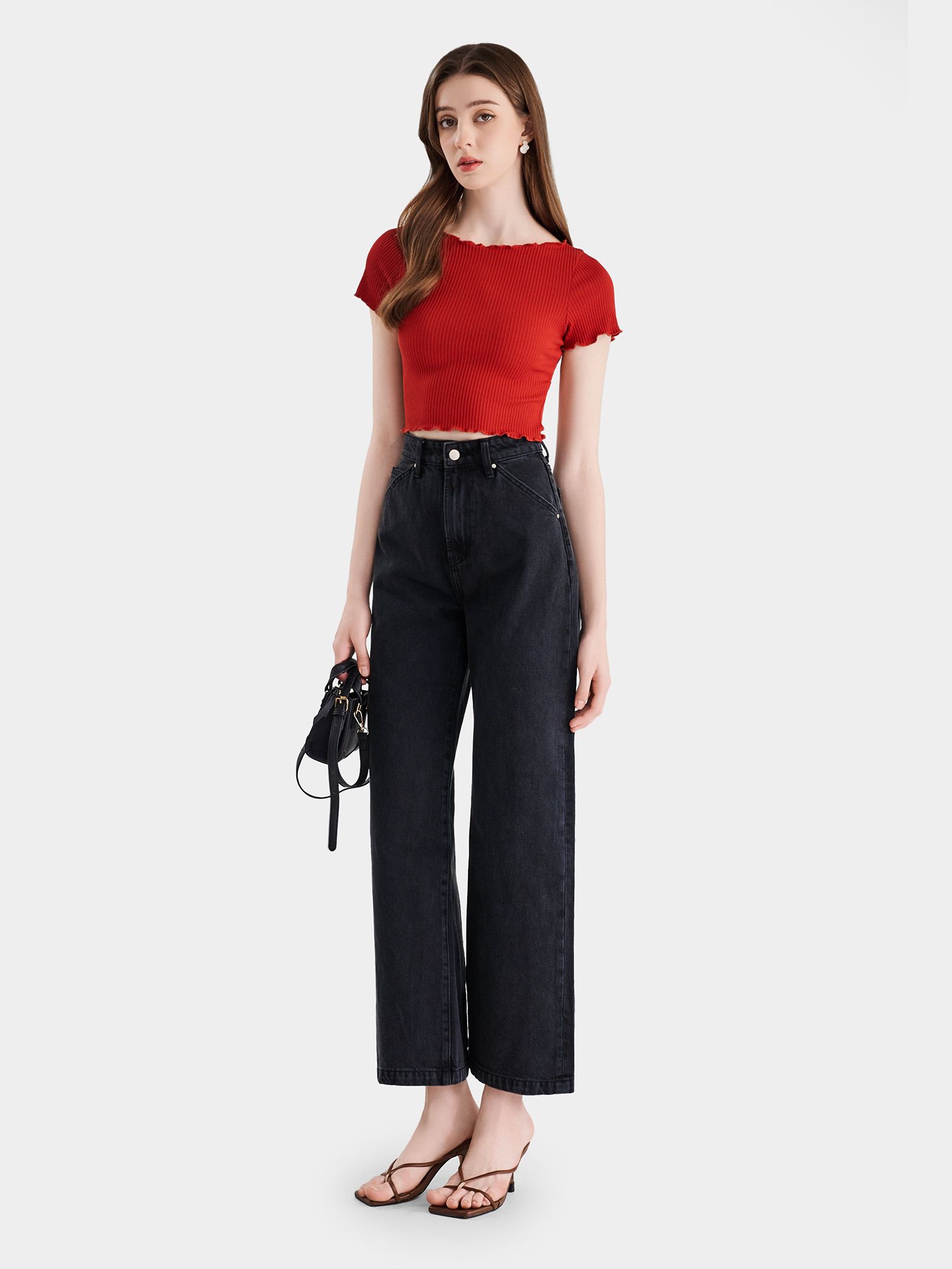 Áo thun gân croptop tay ngắn cuốn biên