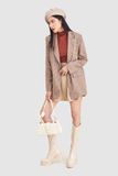  Áo khoác blazer oversized họa tiết ca rô 