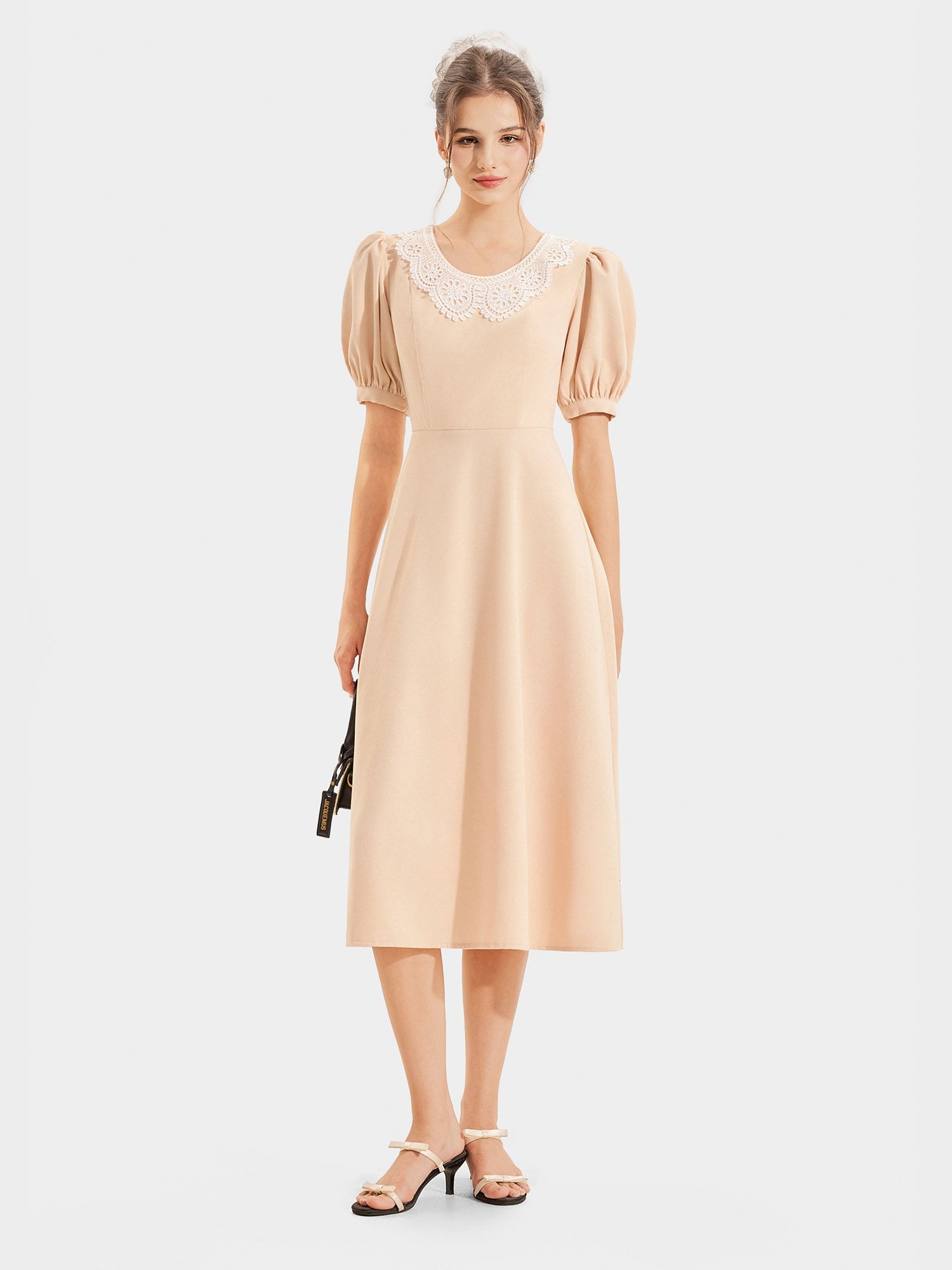  Đầm nhung midi tay phồng cổ tròn phối ren 