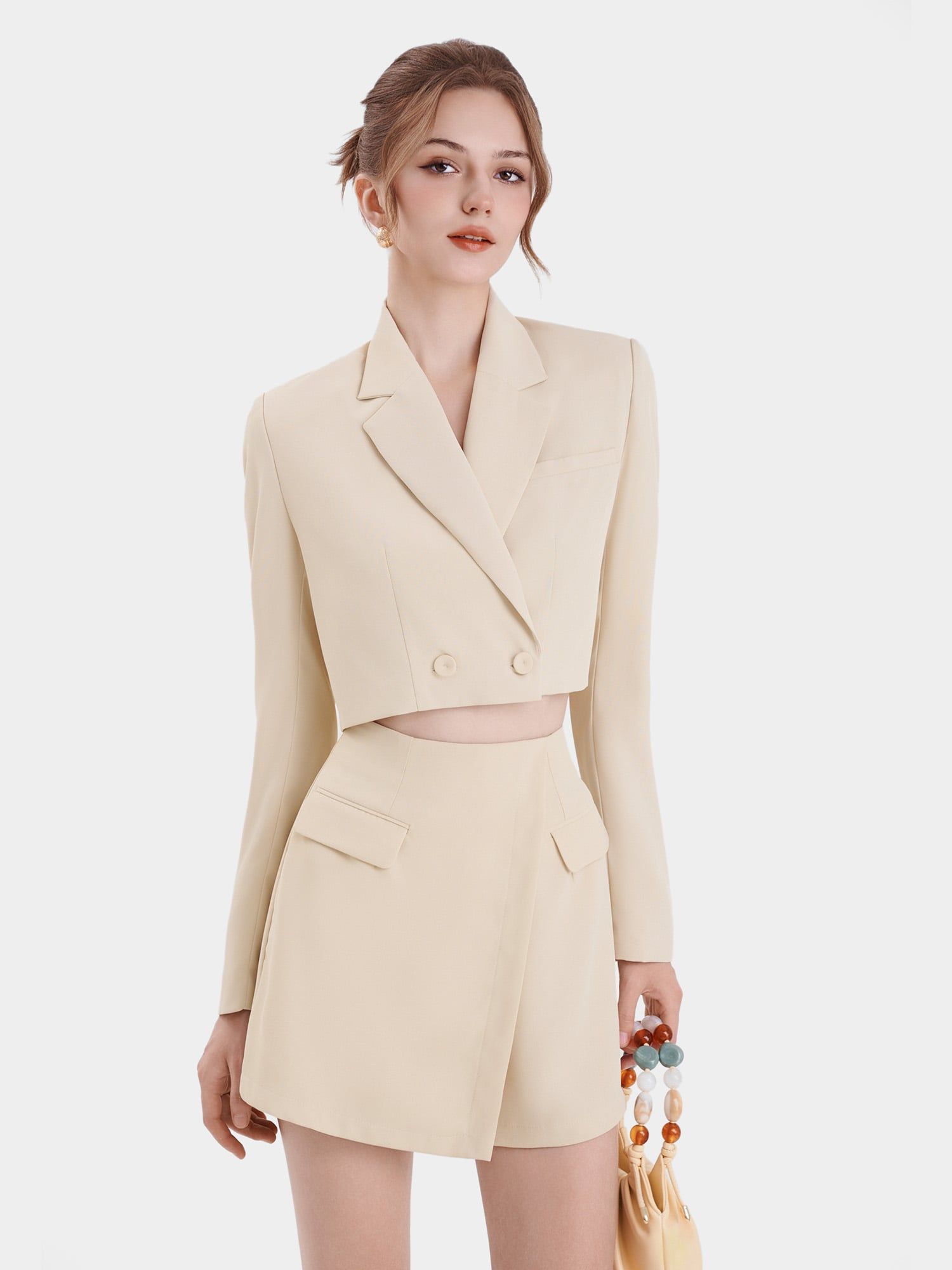  Áo blazer form ngắn tay dài phối túi giả 