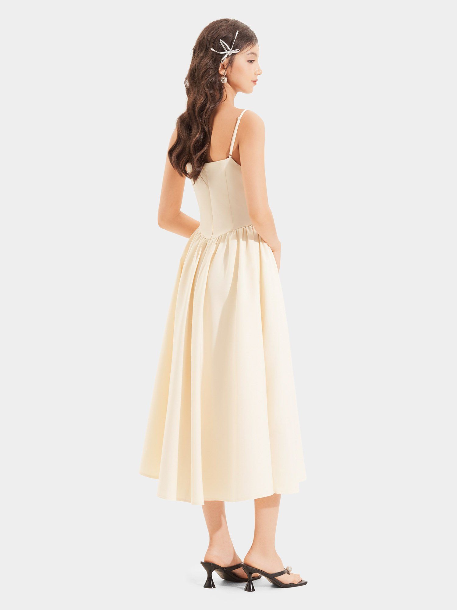  Đầm midi 2 dây nhún tùng phối ren ngực đính nơ 2 bên 