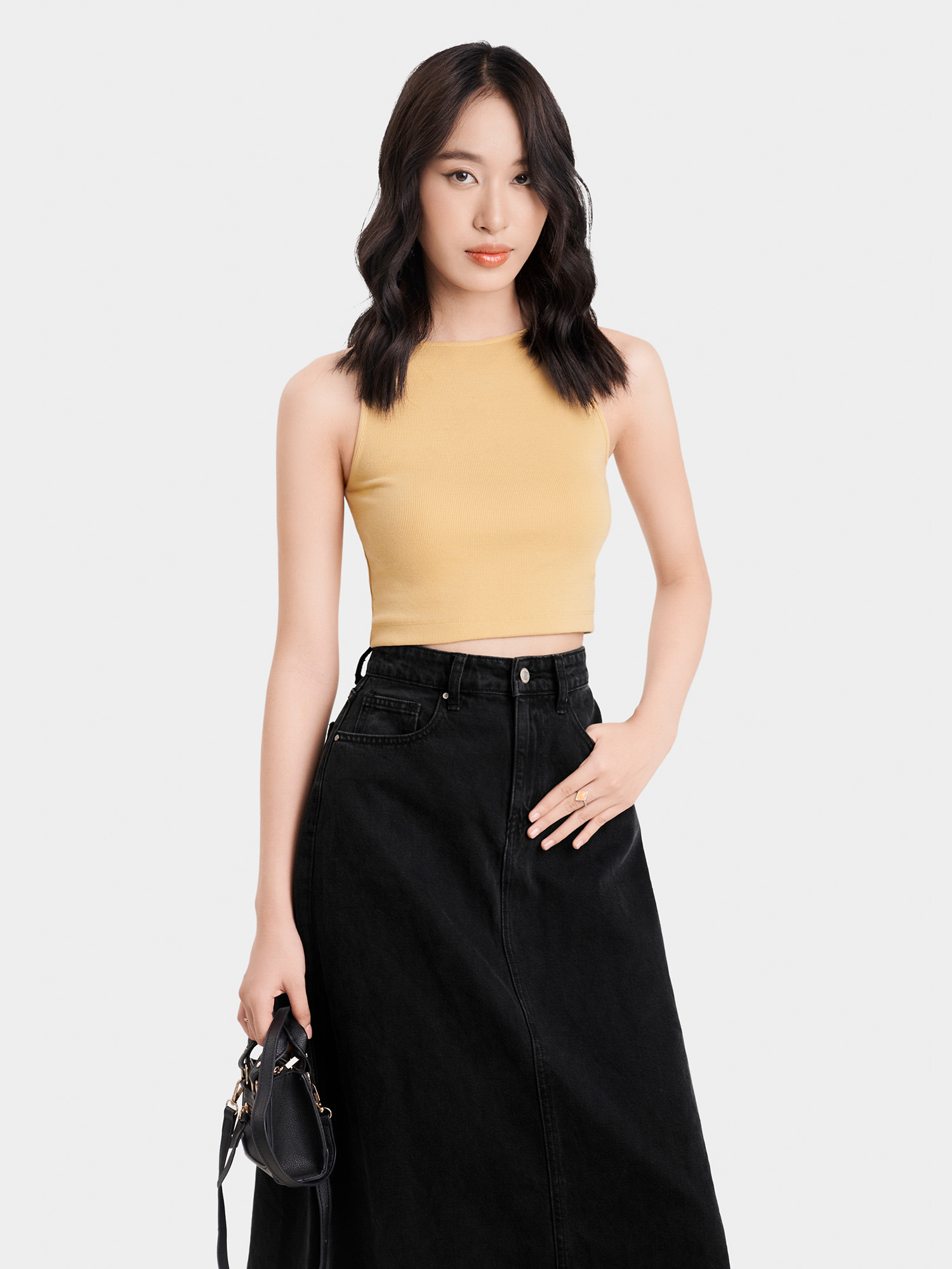 Áo thun crop 3 lỗ cổ thuyền