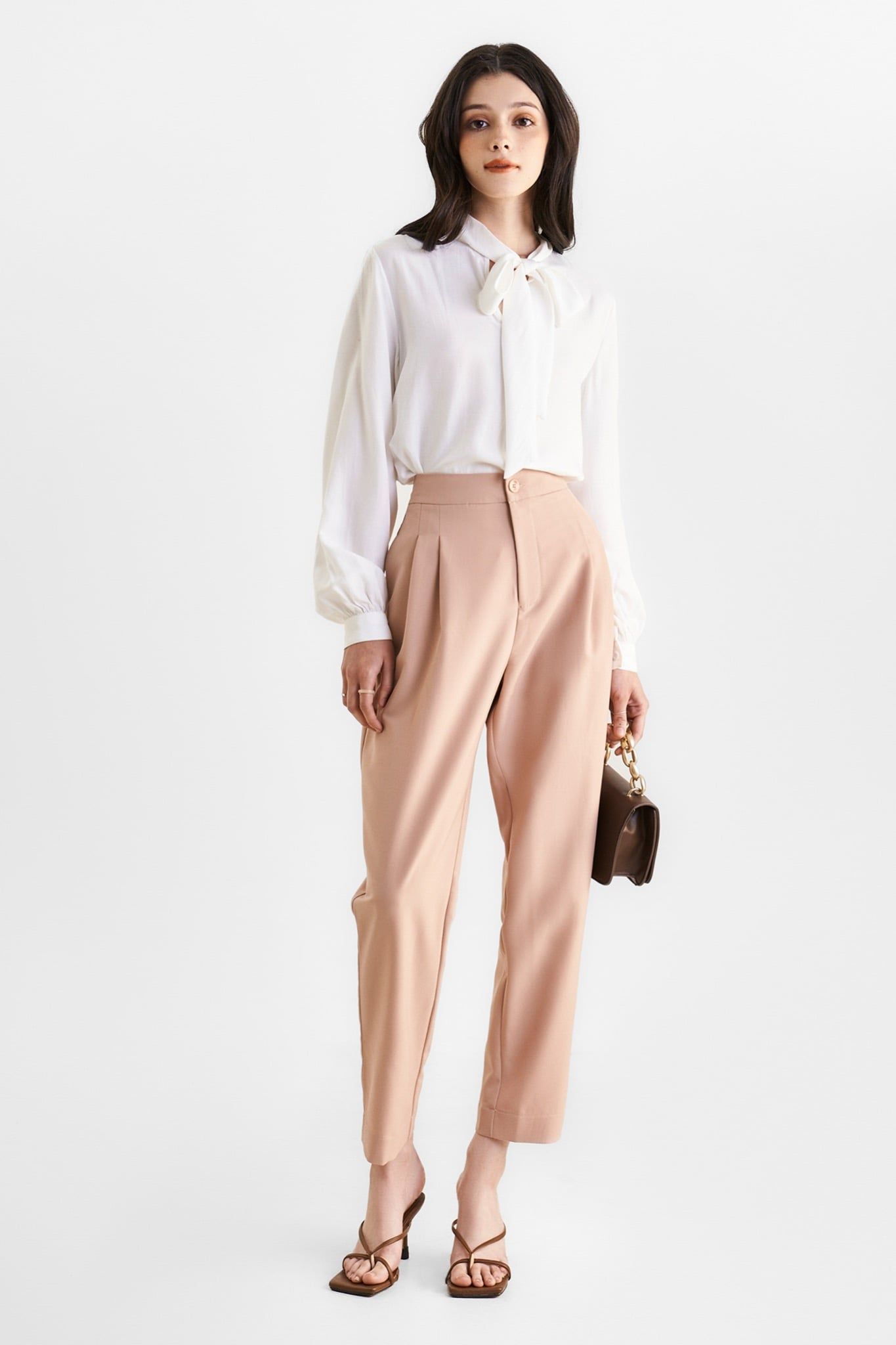  Quần form baggy xếp 4 ly 