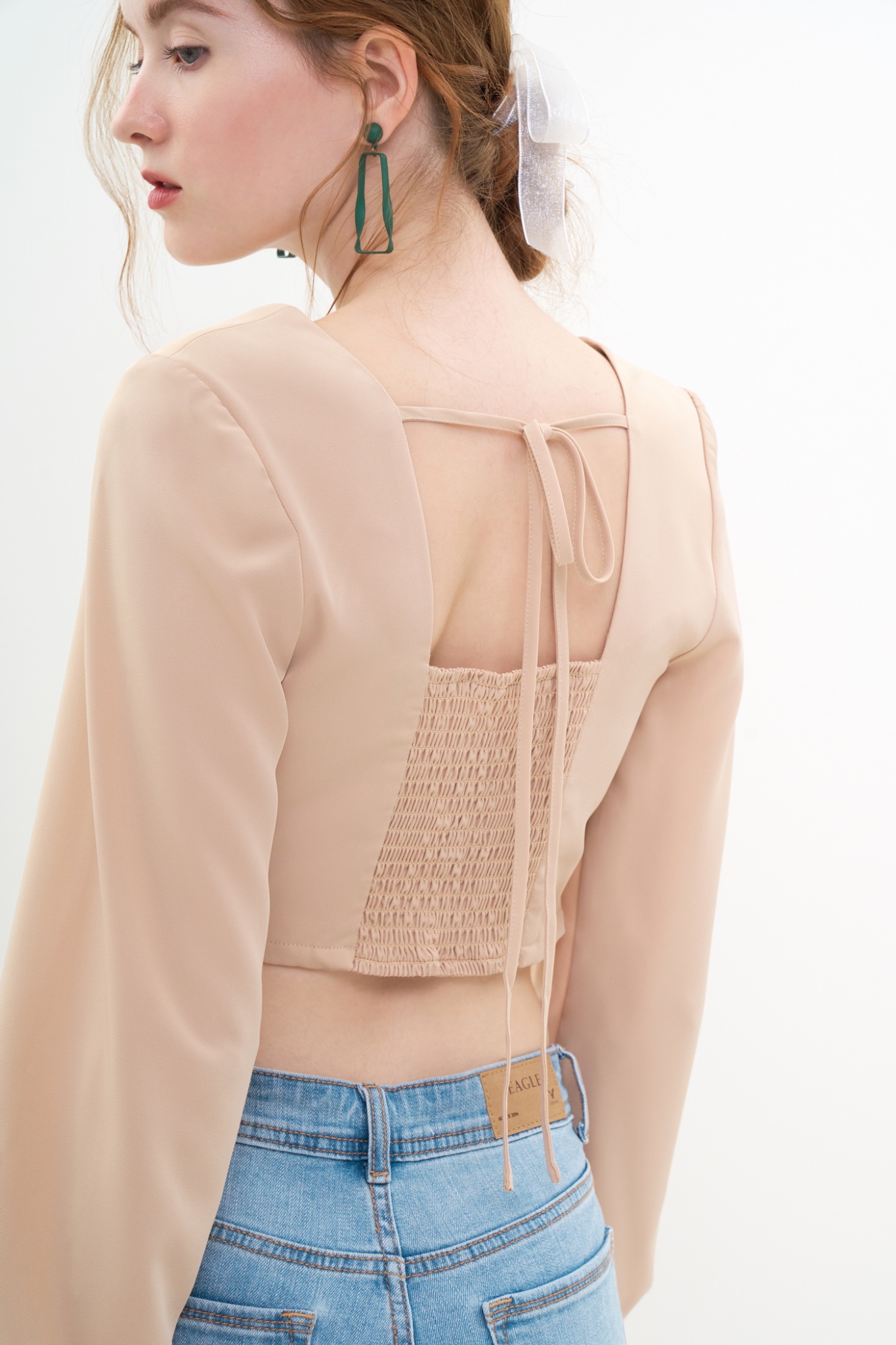 Áo croptop cổ vuông smocking lưng