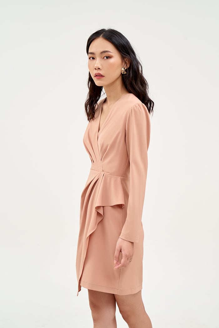Đầm đắp chéo xếp li thân trước tay lở