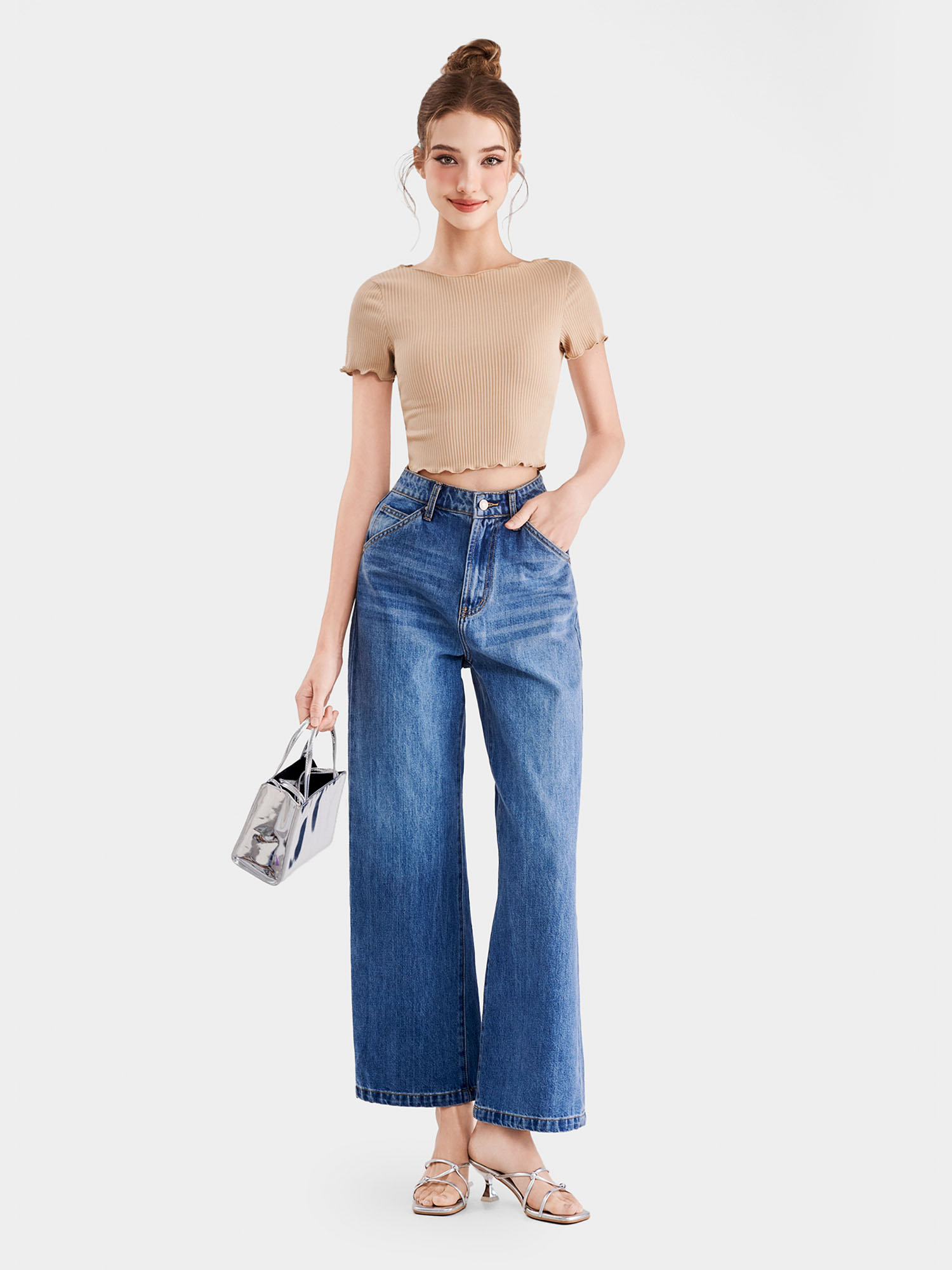 Áo thun gân croptop tay ngắn cuốn biên