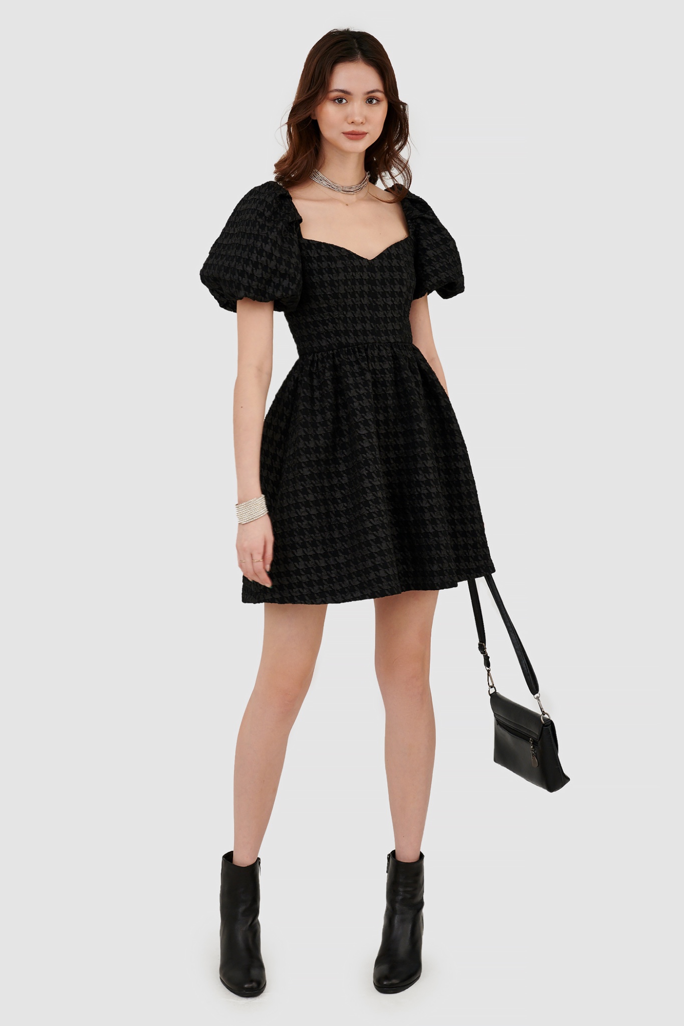 Đầm tay phồng hoạ tiết houndstooth
