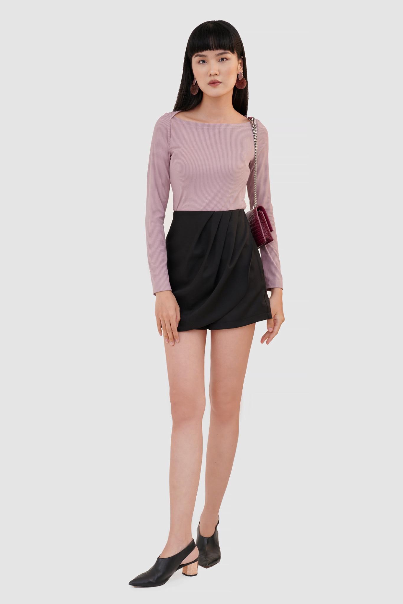 Váy skort xếp tà