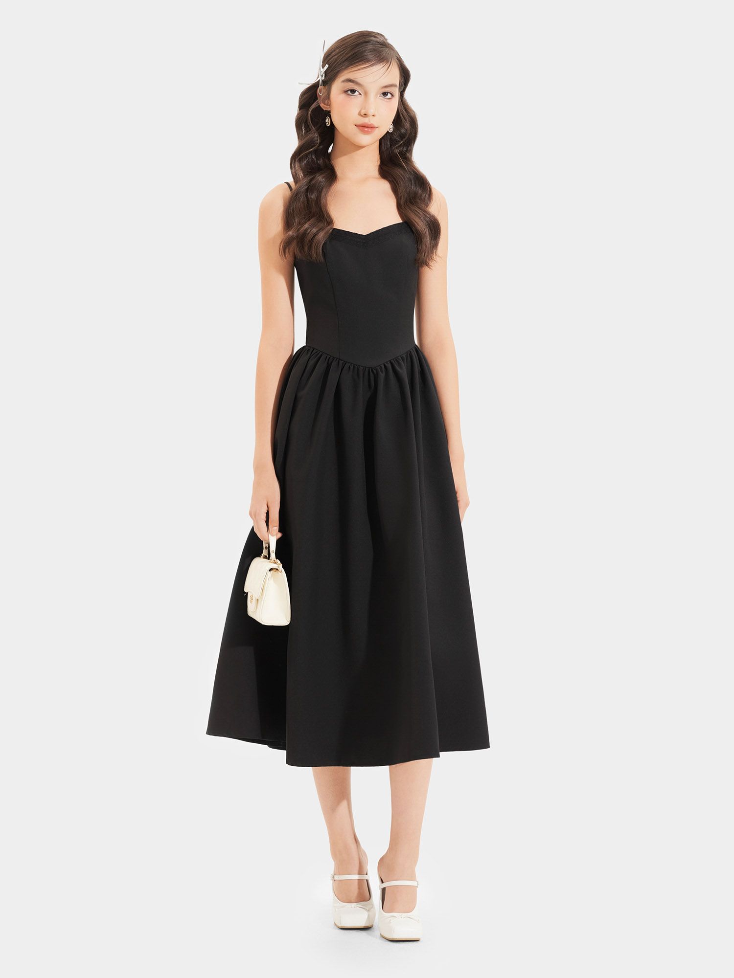  Đầm midi 2 dây nhún tùng phối ren ngực đính nơ 2 bên 