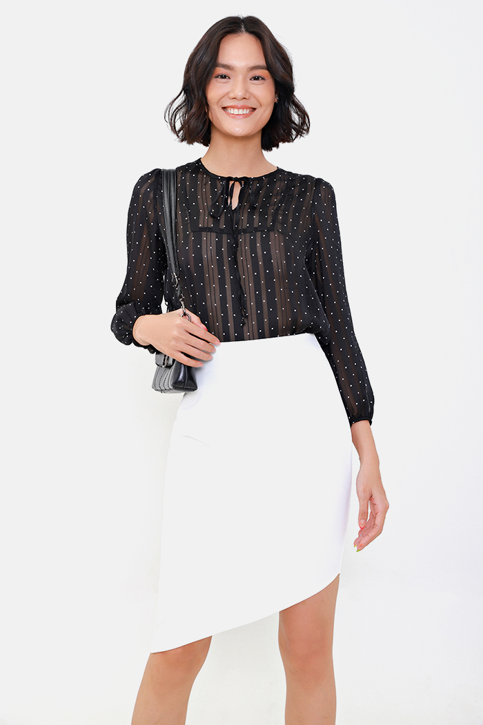 Áo sheer bi cột nơ trước
