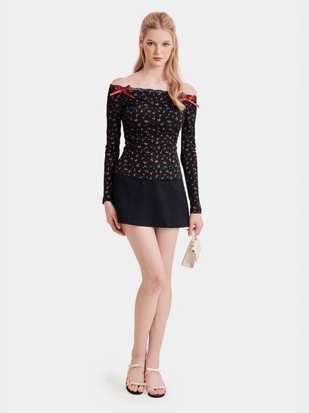  Áo thun hoa trễ vai tay dài viền ren đính nơ 