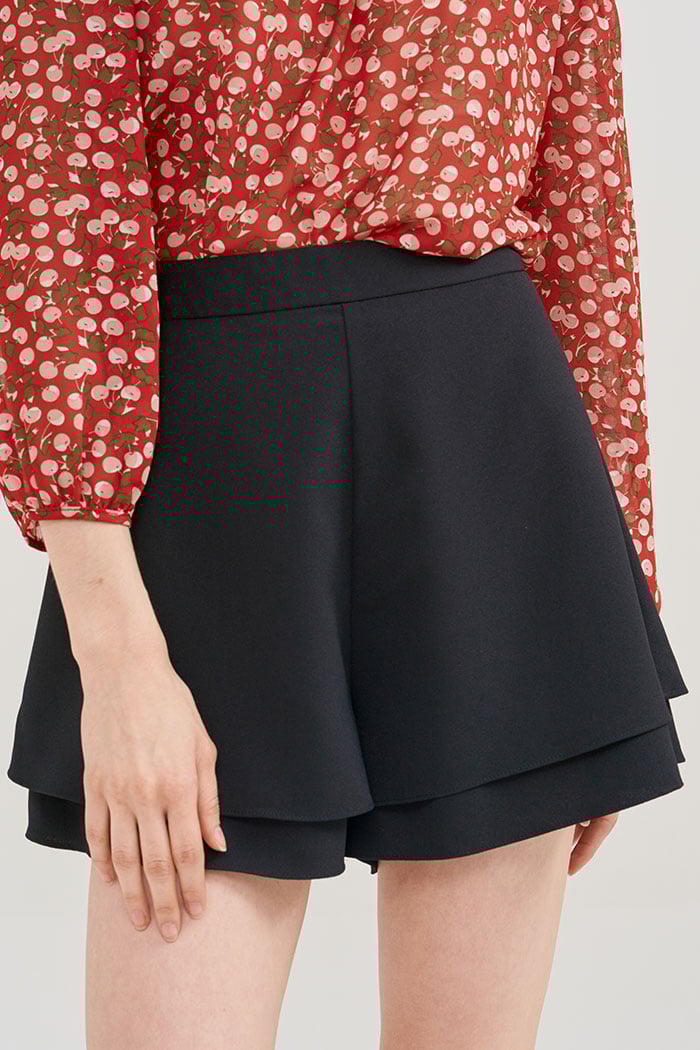 Quần short 2 lớp trơn
