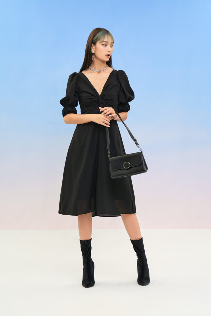 Đầm midi xoắn ngực nhấn tay
