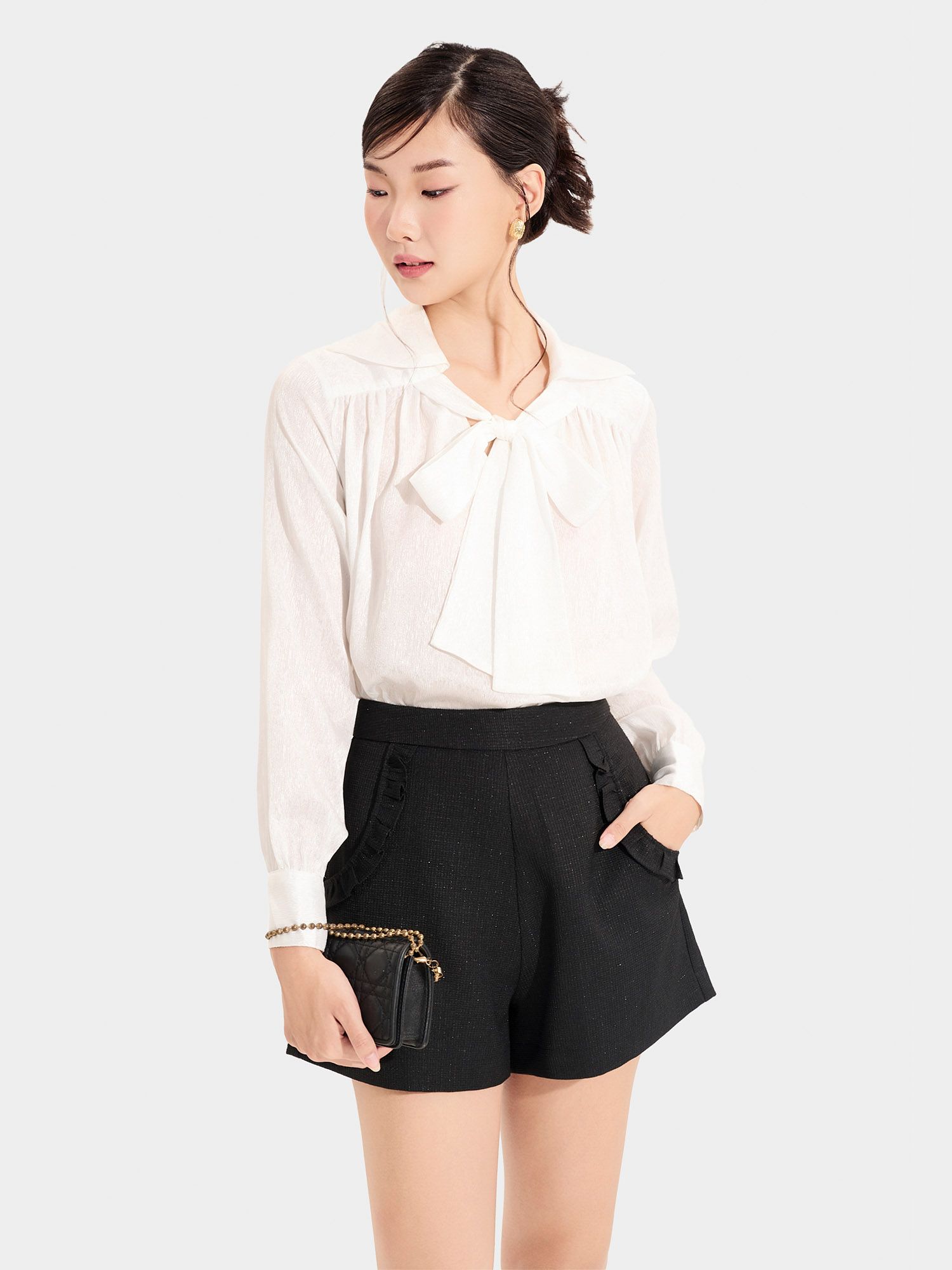  Quần short vải bố 2 túi phối viền bèo 