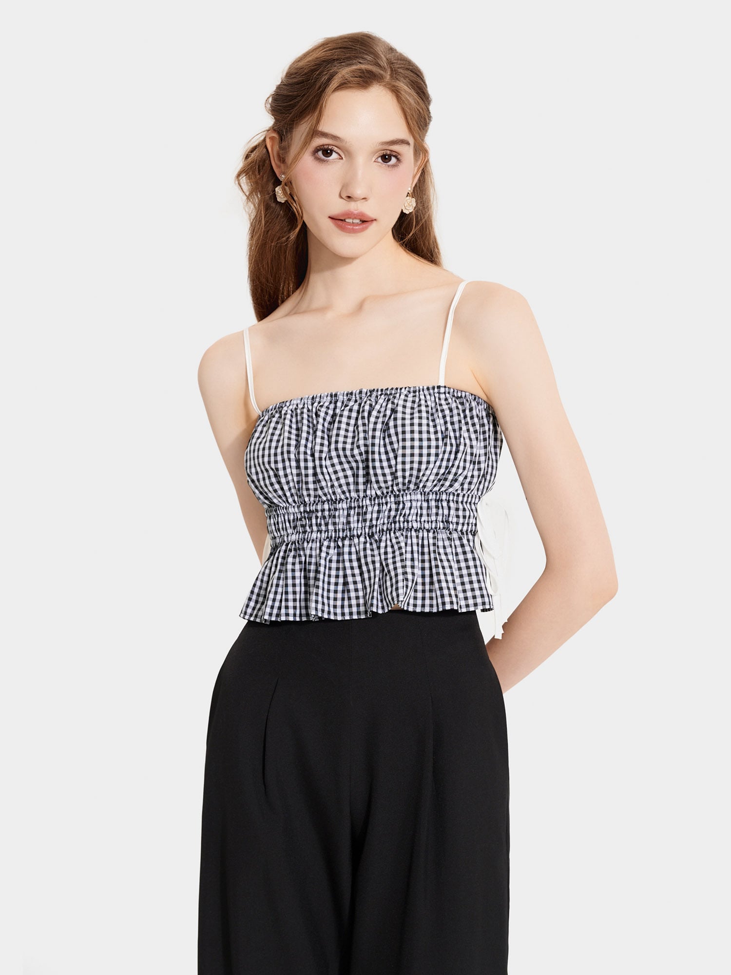 Áo 2 dây caro nhún thun thắt nơ hông