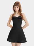  Đầm mini 2 dây form A đính nơ ngực 