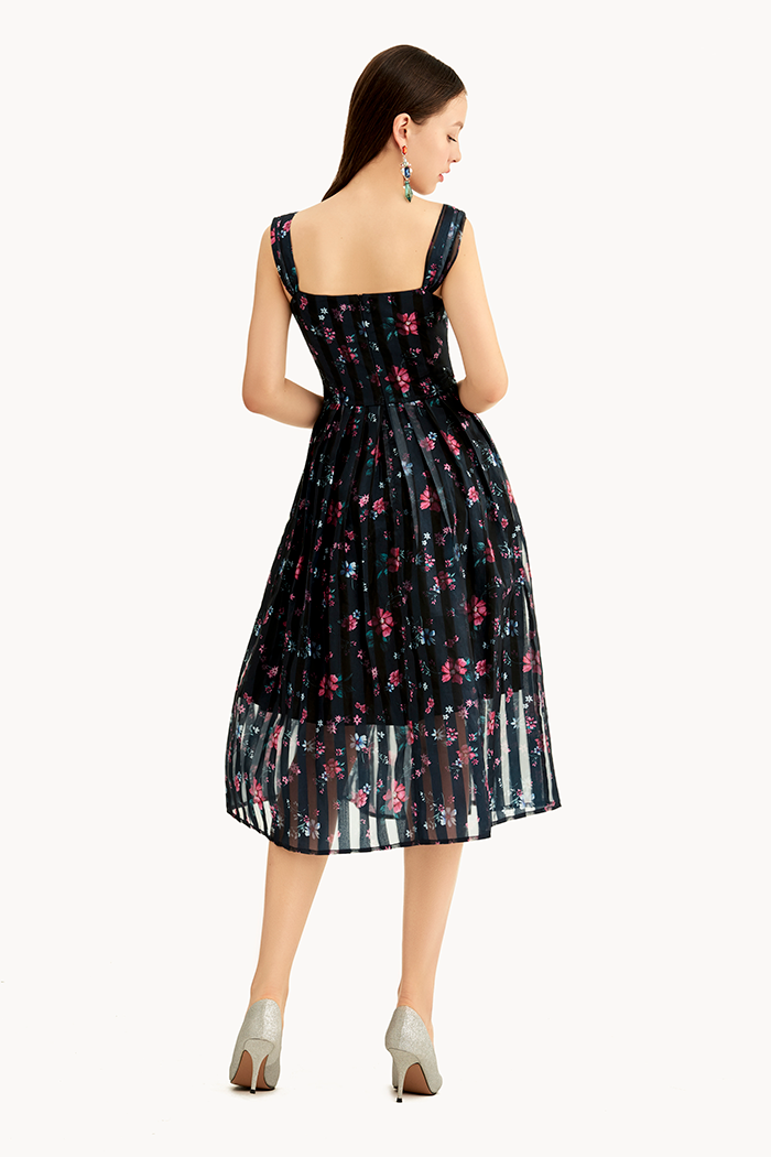 Đầm hoa văn sheer 2 dây
