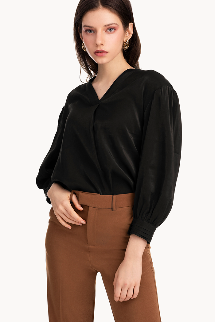 Áo cổ tim tay phồng 1 ly nổi ngực