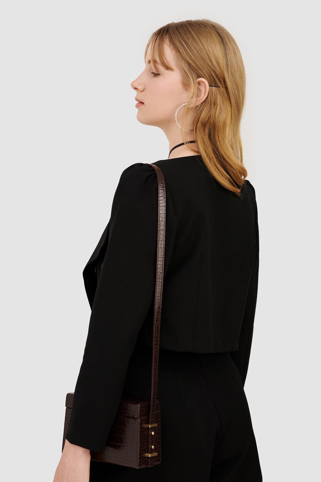 Áo vest crop 4 nút
