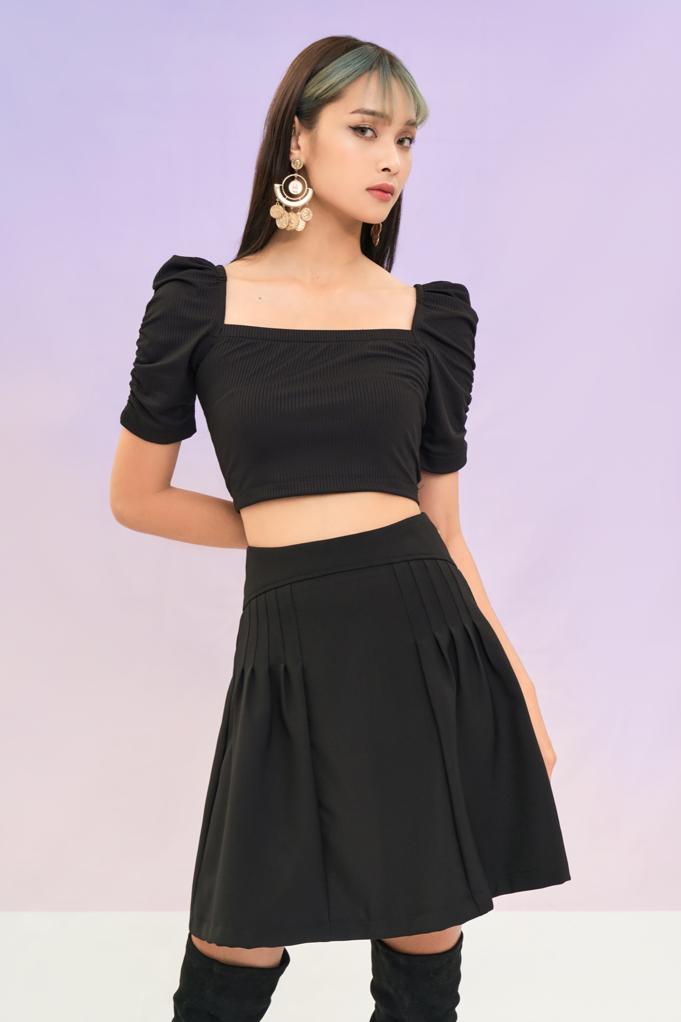 Váy mini nhấn ly phồng