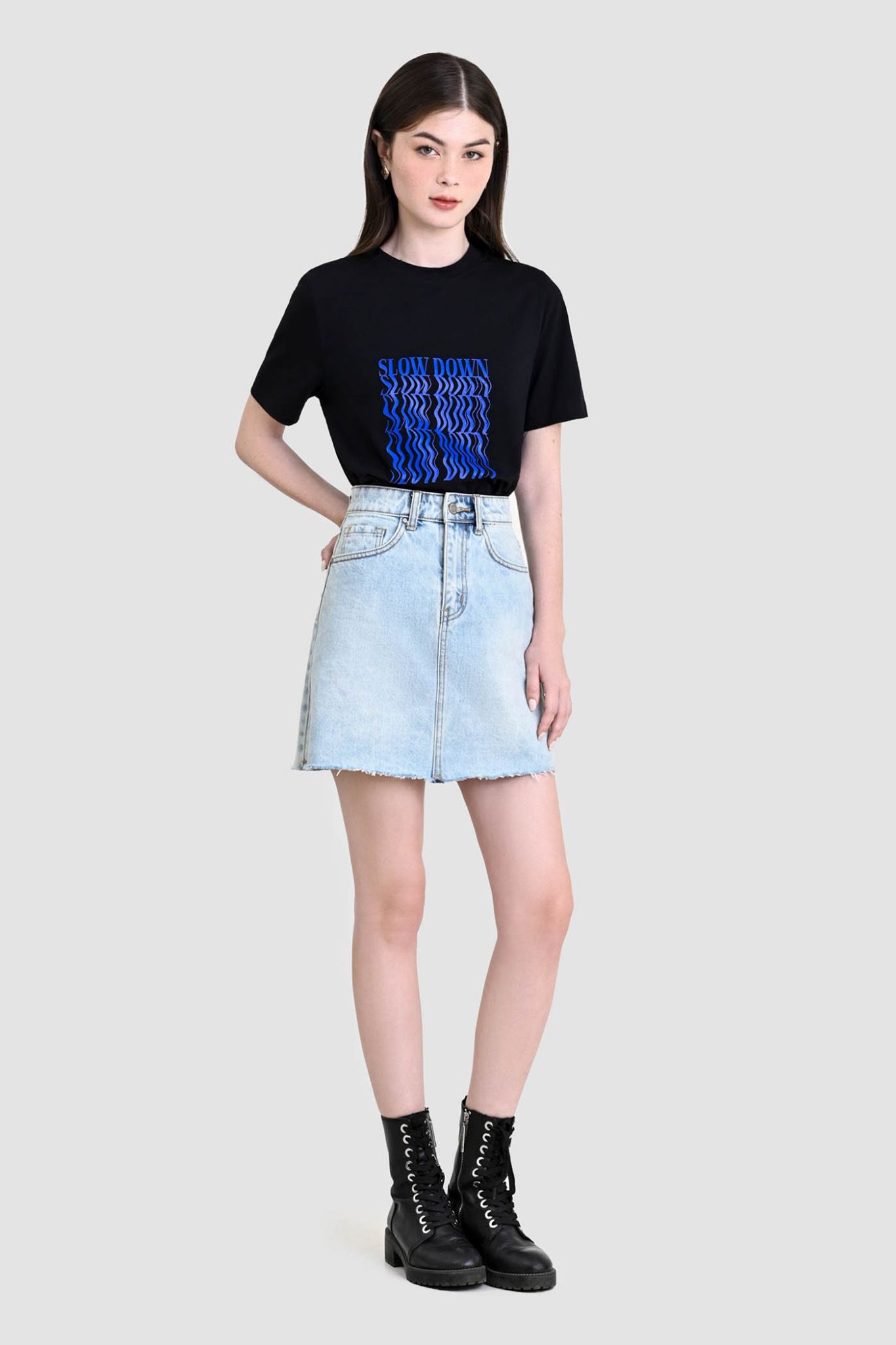  Áo thun graphic slow down 