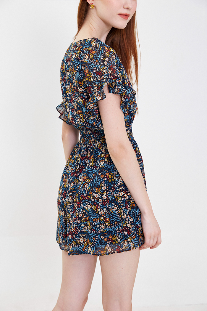 Jumpsuit bèo lưng thun