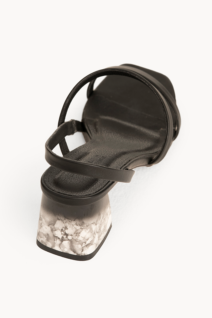 Giày strappy sandals
